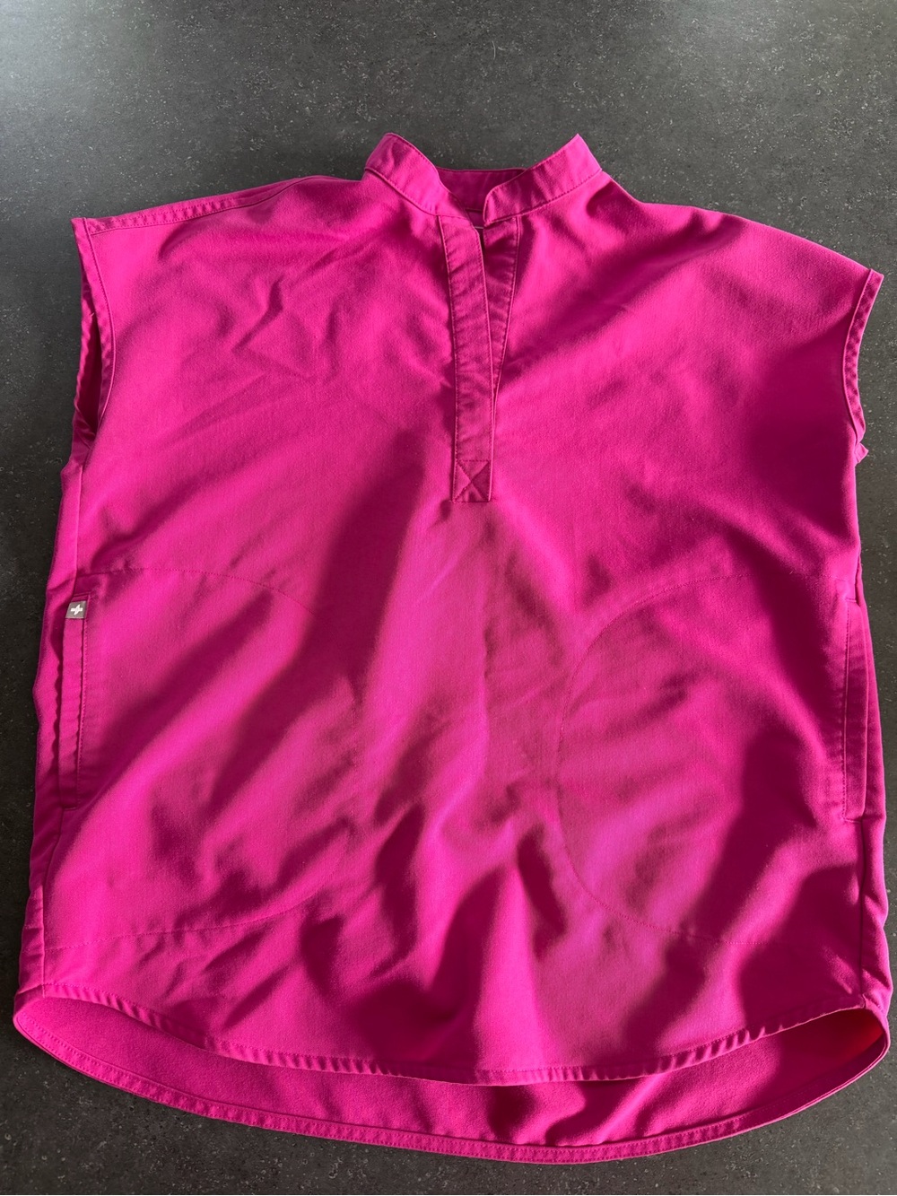FIGS Technical Collection XXS Fuchsia Magenta Mandarin Collar Scrub Top